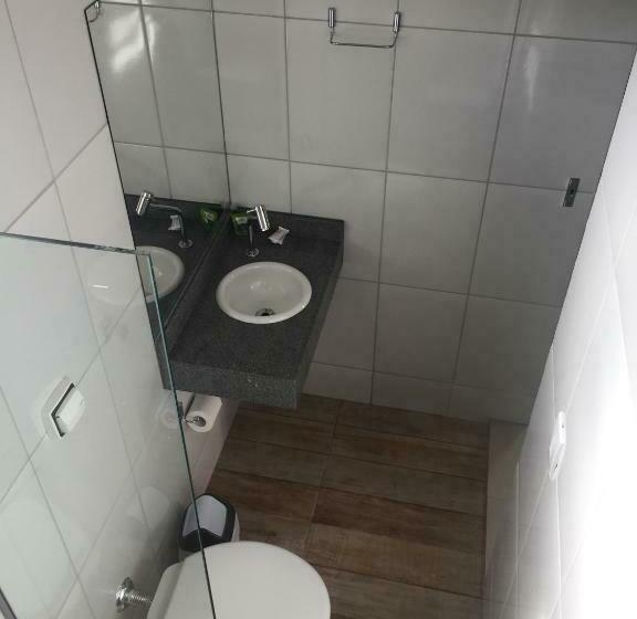 בית מלון כפרי Marini Palace