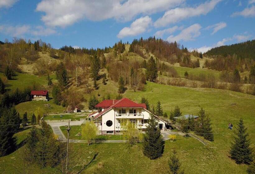 Pensiunea Aurora Izvorul Muntelui