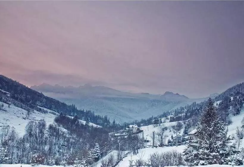 Pensiunea Aurora Izvorul Muntelui