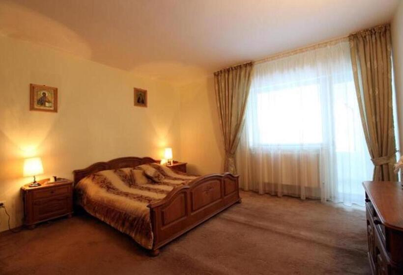 Pensiunea Aurora Izvorul Muntelui