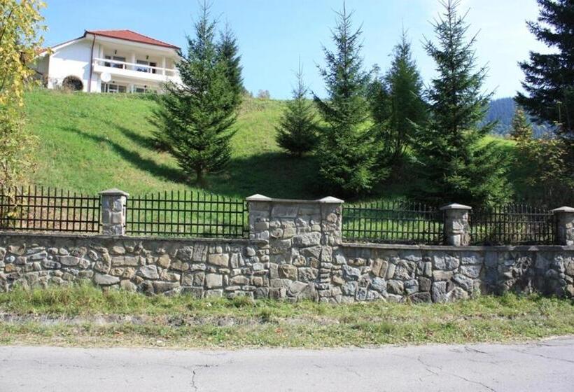 Pensiunea Aurora Izvorul Muntelui