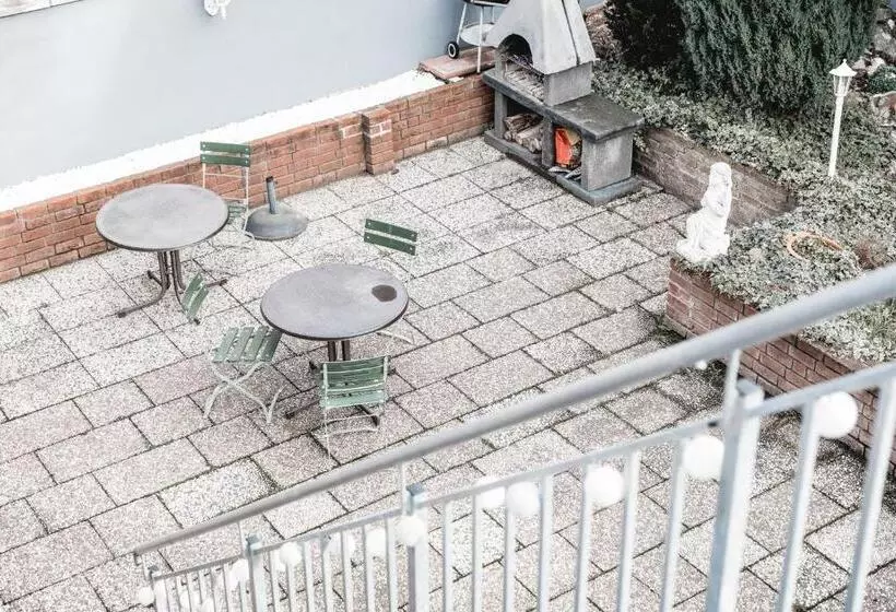 Retkeilymaja Feierabend Elsdorf