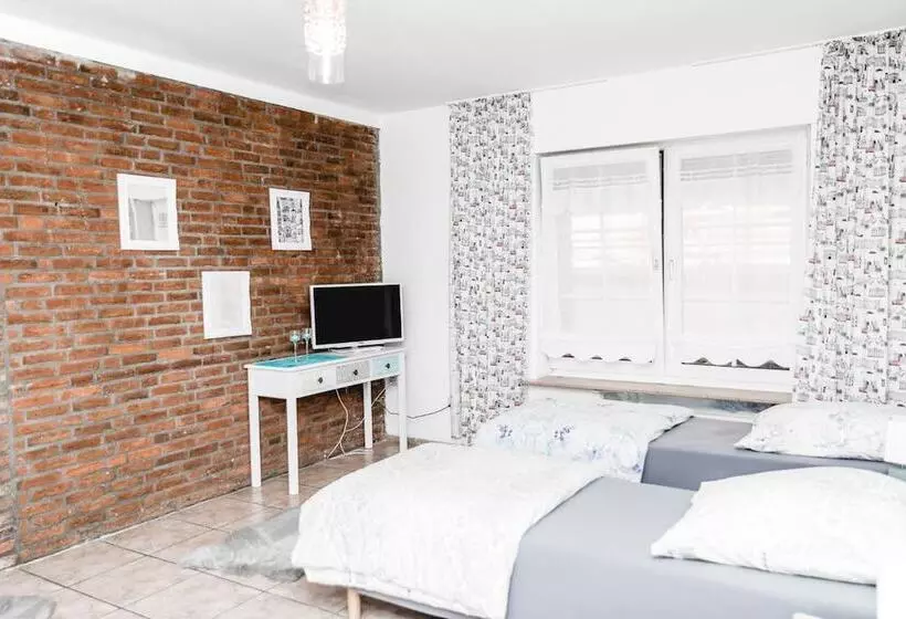 Retkeilymaja Feierabend Elsdorf