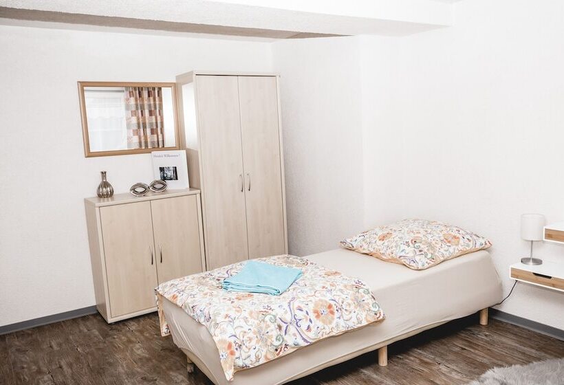 הוסטל Feierabend Elsdorf