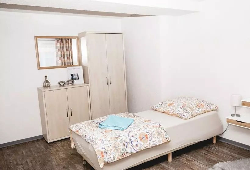 Retkeilymaja Feierabend Elsdorf