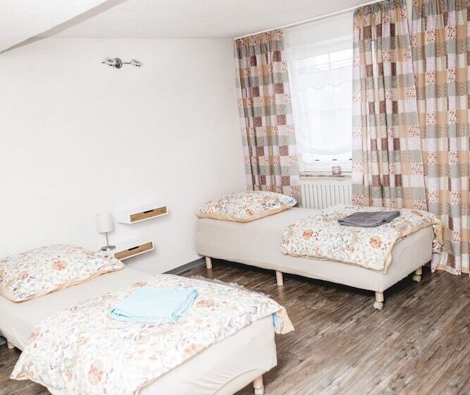 הוסטל Feierabend Elsdorf