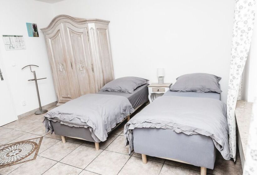 הוסטל Feierabend Elsdorf