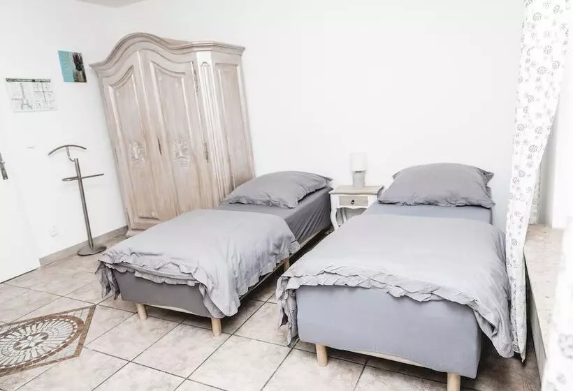 Retkeilymaja Feierabend Elsdorf