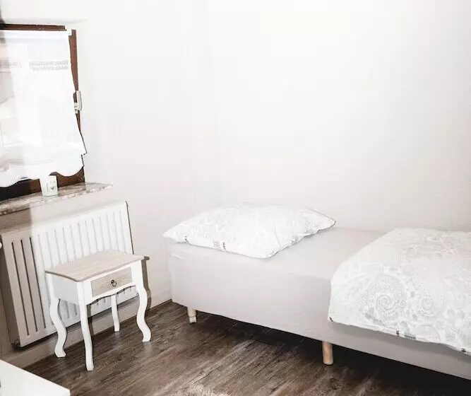 Retkeilymaja Feierabend Elsdorf