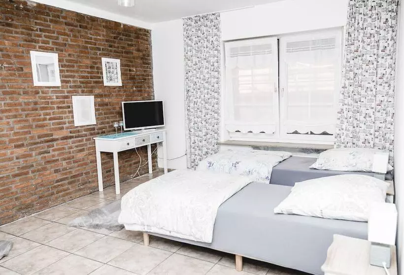 Retkeilymaja Feierabend Elsdorf