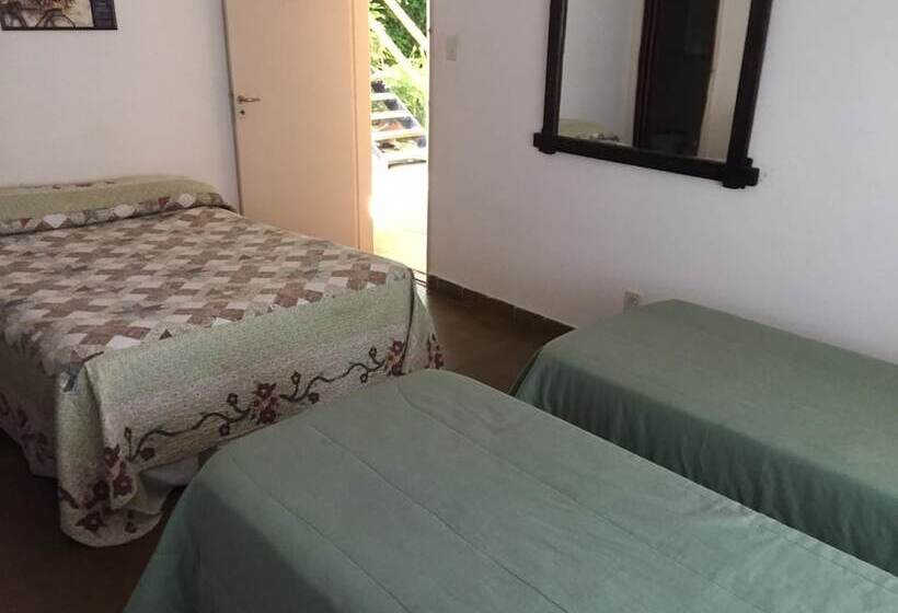 Bardas Hotel Cinco Saltos