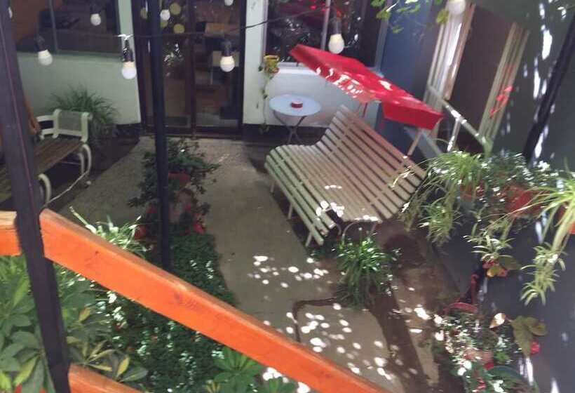 Bardas Hotel Cinco Saltos