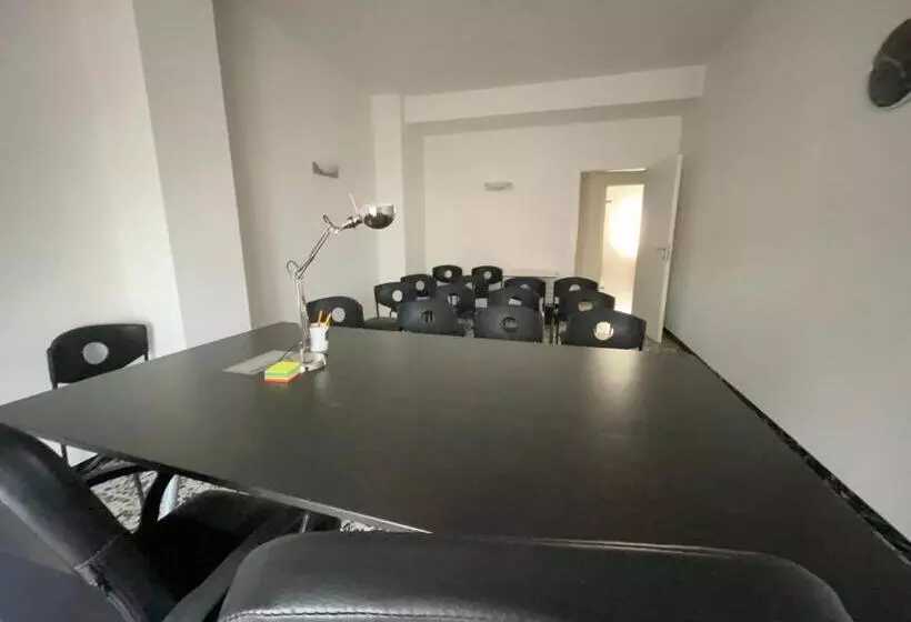 Hotelli La Locomotiva