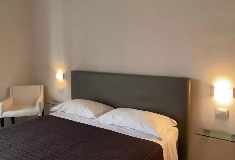 Hotelli La Locomotiva