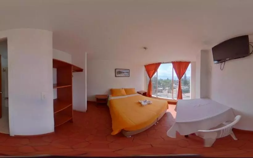 Hotelli Mónaco De Fusa