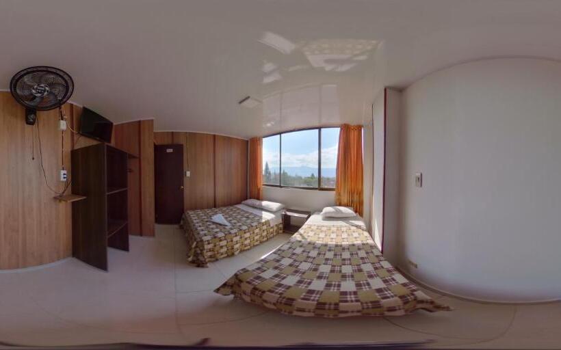 Отель Mónaco De Fusa