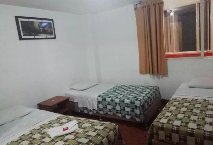 Hotelli Mónaco De Fusa