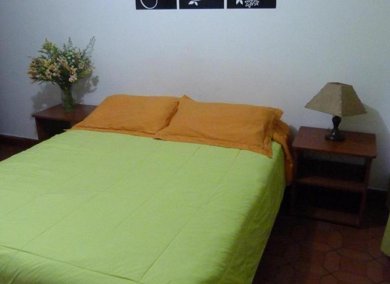 Отель Mónaco De Fusa