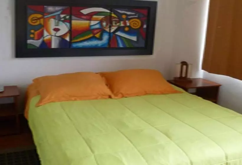 Hotelli Mónaco De Fusa