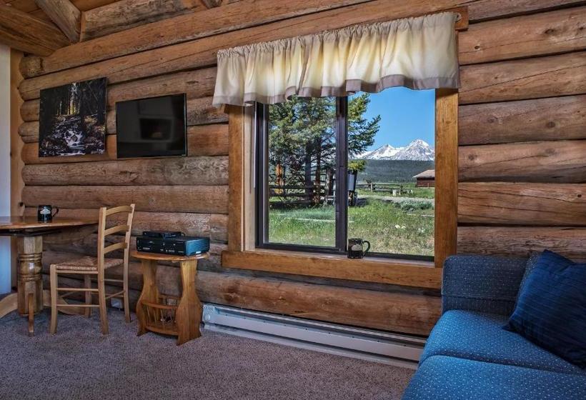 酒店 Triangle C Cabins