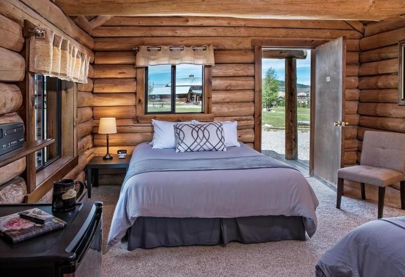 酒店 Triangle C Cabins