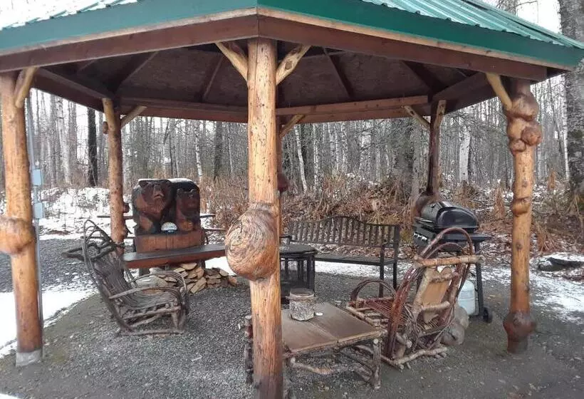 ペンション Alaska's Northland Inn