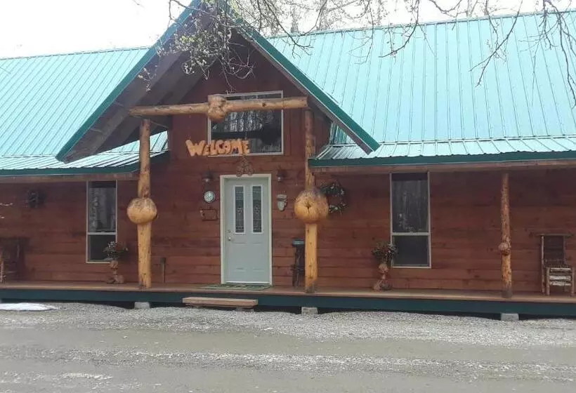 ペンション Alaska's Northland Inn