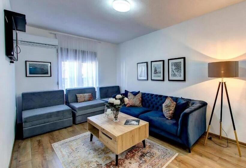 پانسیون Guesthouse Check In