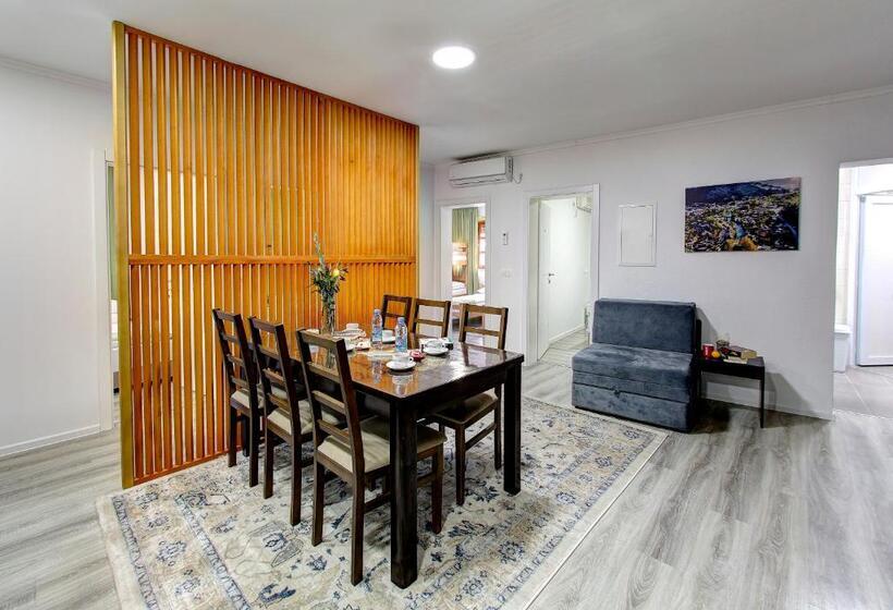 پانسیون Guesthouse Check In