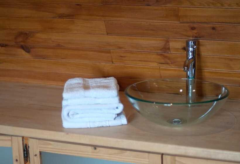 צימר Château De Lastours