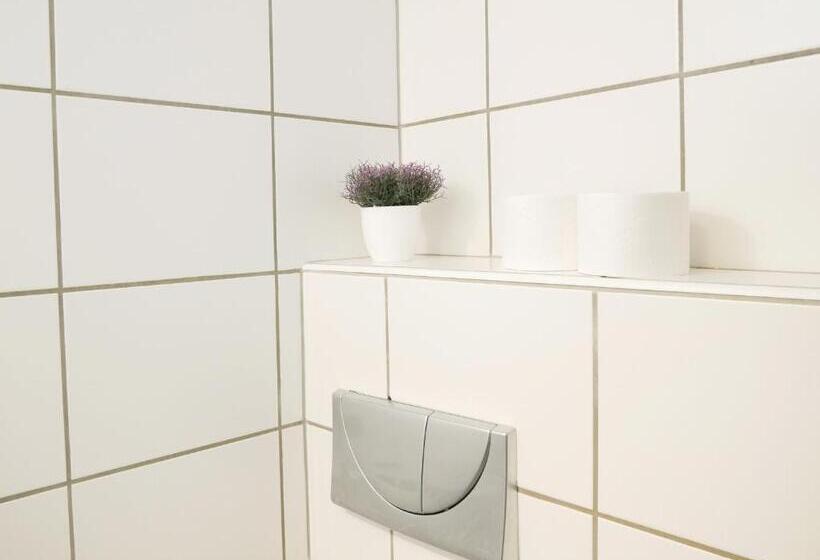 Отель Berghaus Knopfmacher