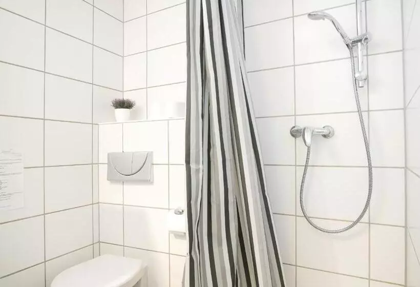 Hotelli Berghaus Knopfmacher