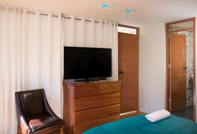 Hotel California Calca