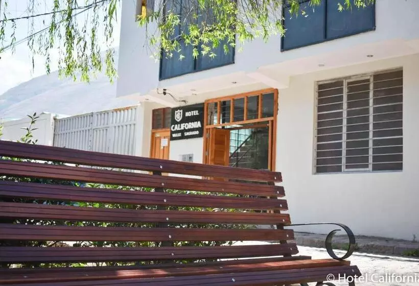 هتل California Calca
