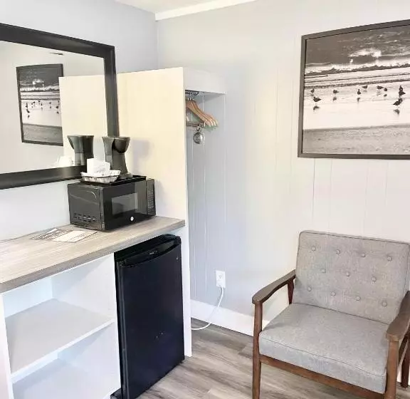 Hotelli Elk Rapids Lakeshore Inn