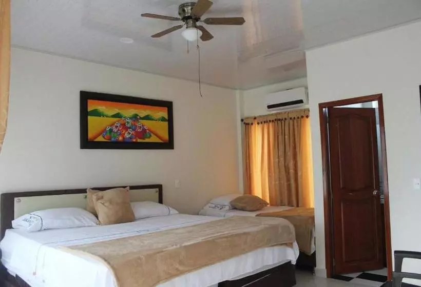 Hotelli La Fuente J.n