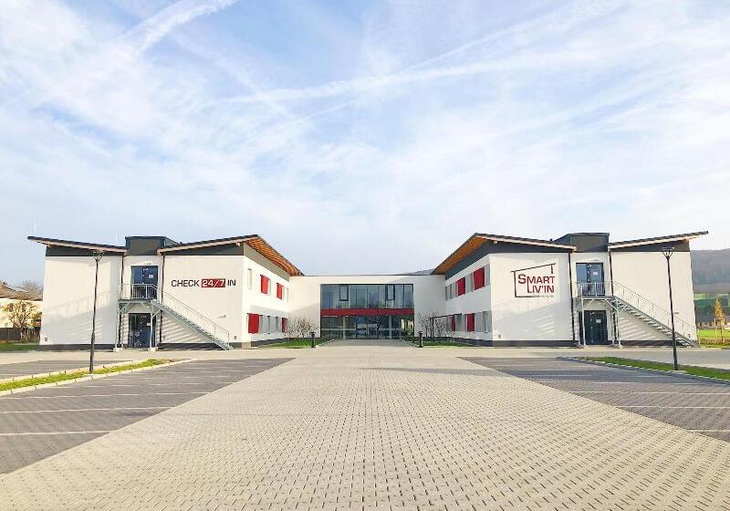 Hotelli Smart Liv'in