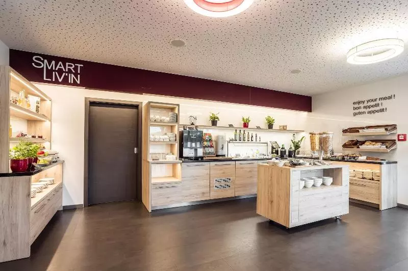 Hotelli Smart Liv'in