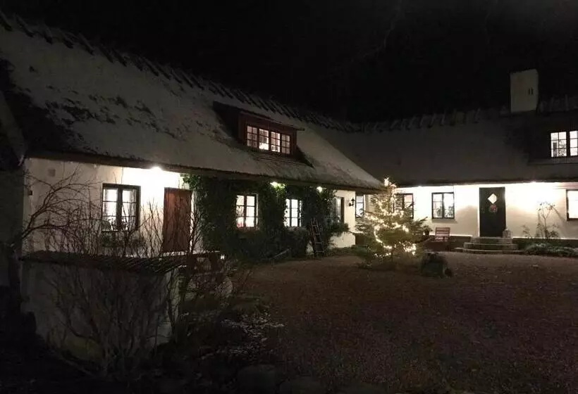 Husargårdens Bed & Breakfast