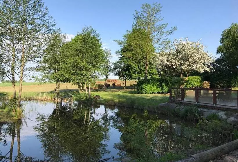 Husargårdens Bed & Breakfast