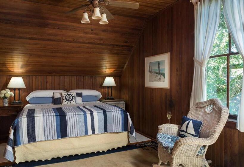 Magnolia Springs Bed And Breakfast