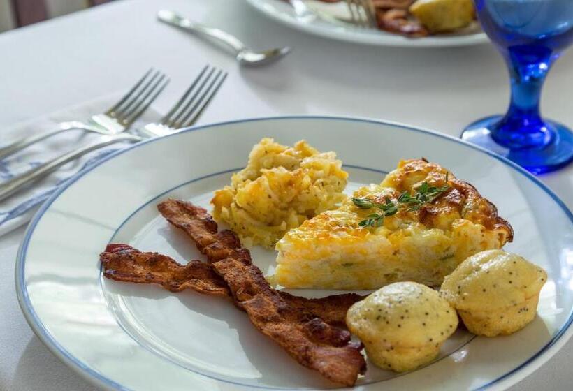 Magnolia Springs Bed And Breakfast