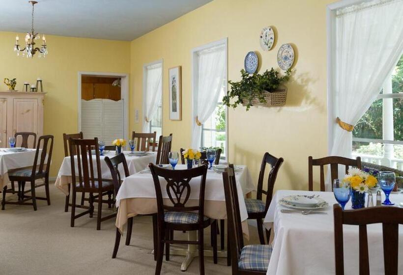 Magnolia Springs Bed And Breakfast