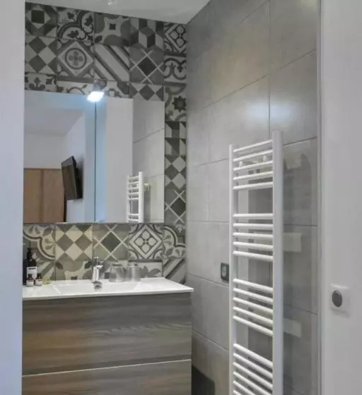 ペンション L'abelli D'estelle