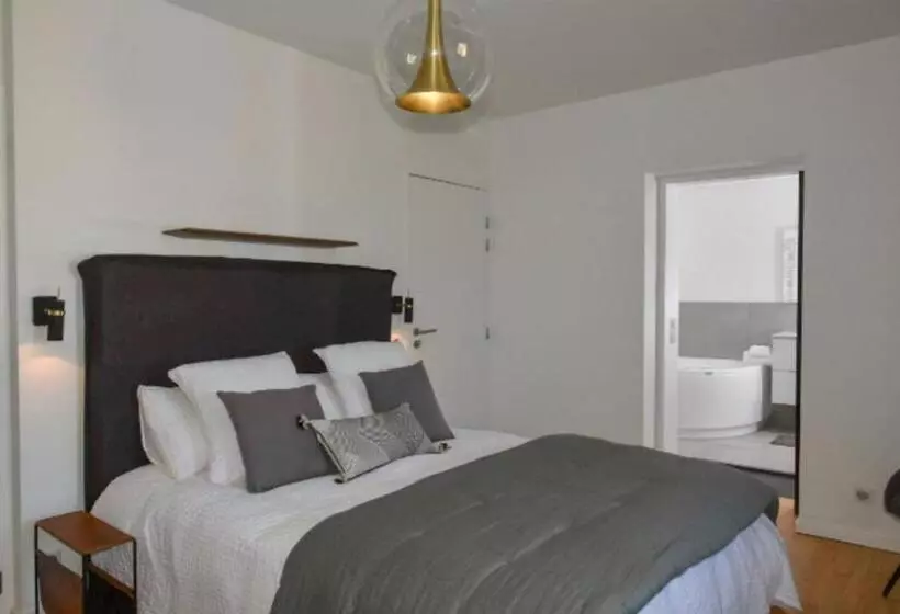 ペンション L'abelli D'estelle