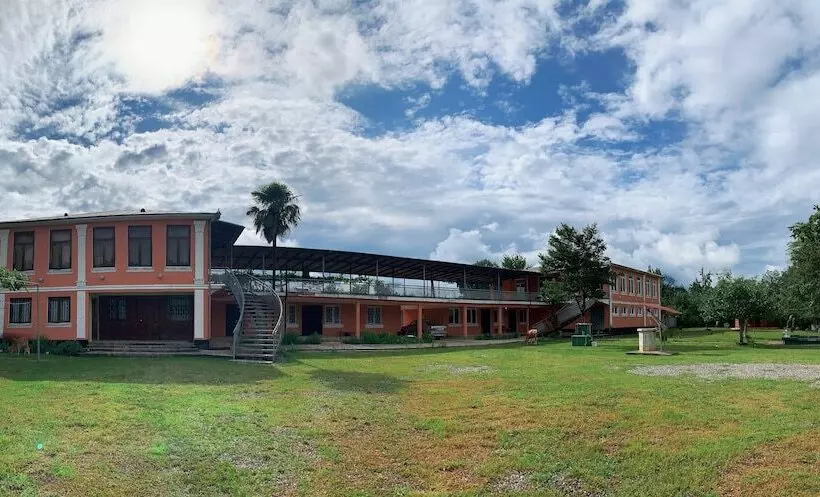 پانسیون Matua Guest House