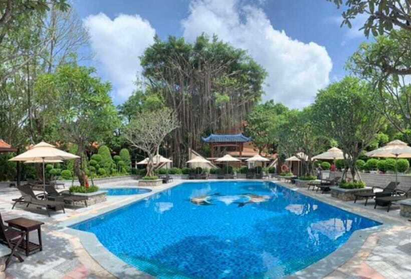 Phuong Nam Resort