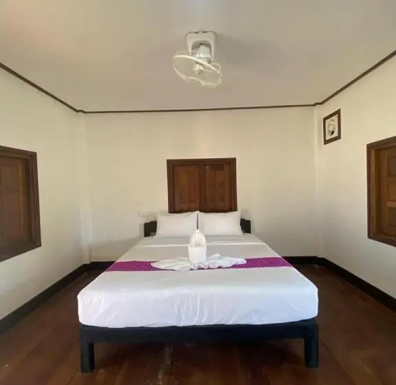 ペンション Guesthouse And Restaurant Saylomyen Konglor