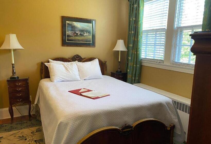 הוסטל Historic Rosemont Manor