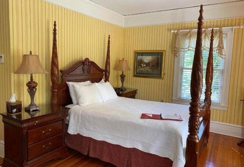 הוסטל Historic Rosemont Manor